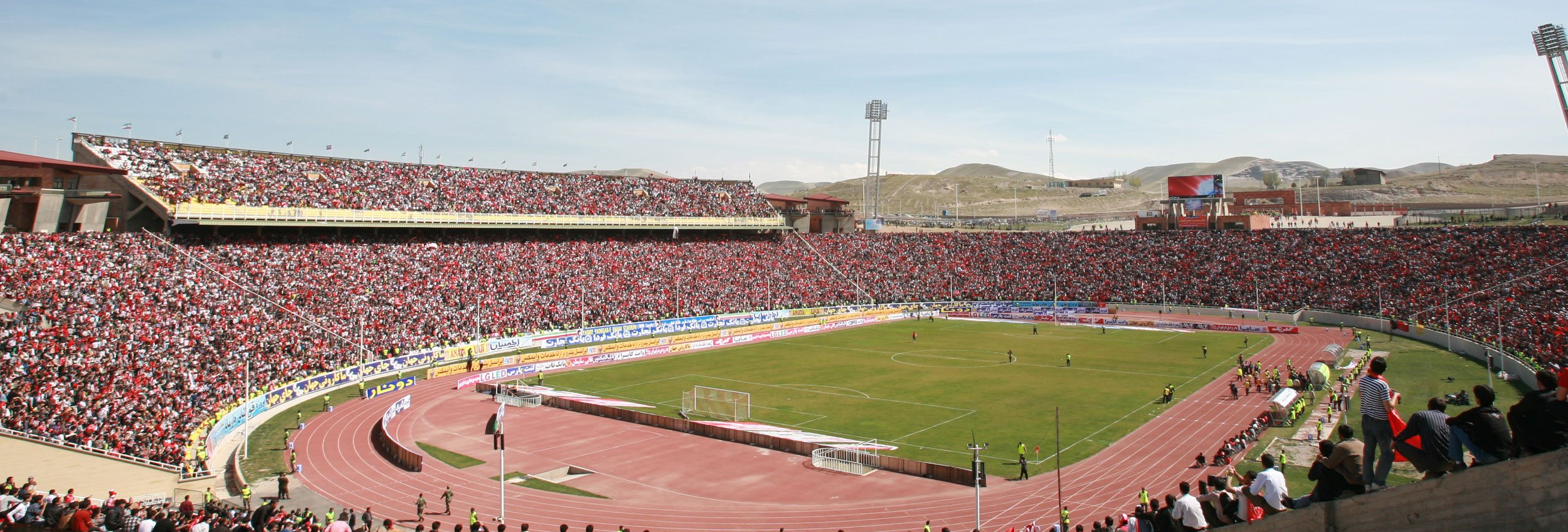Estadio Yadegar-e-Emam, Tabriz, Irán
